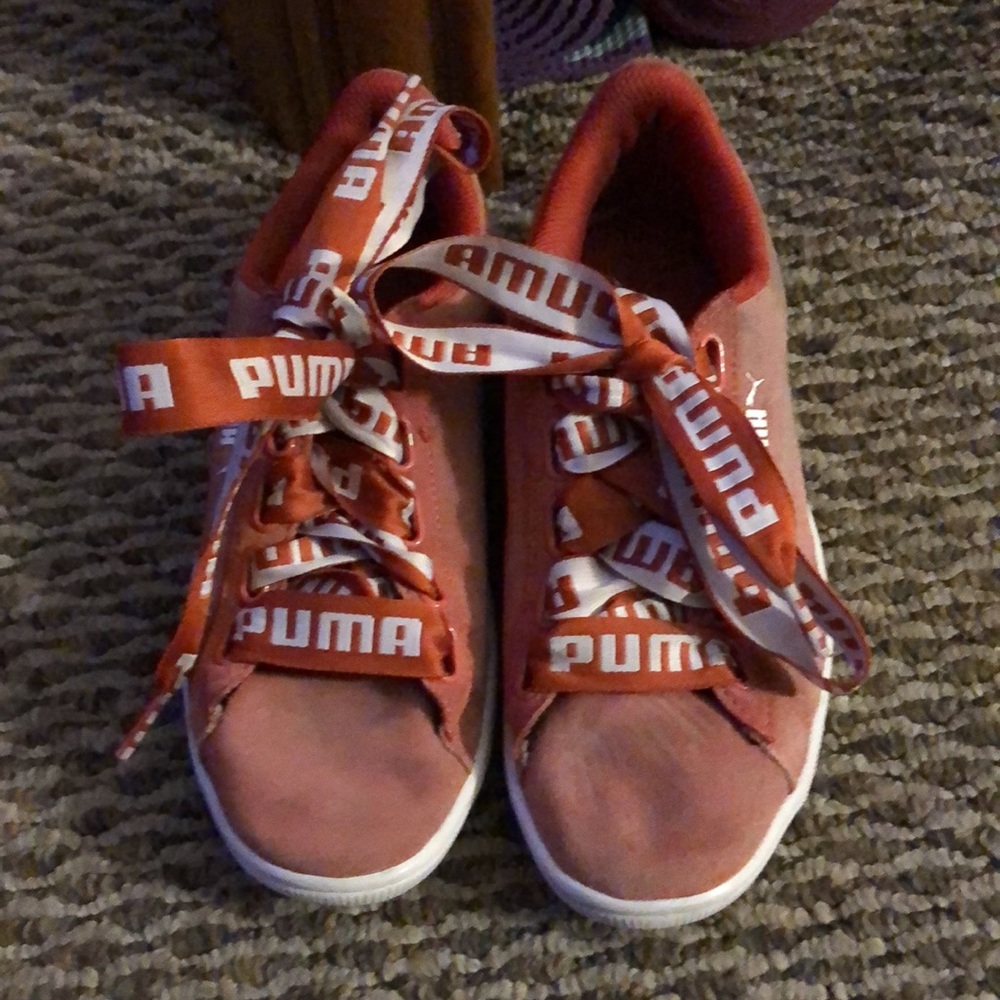 Puma Youth Red Suede Basket Heart Sneaker ❤️